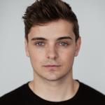 artist image Martin Garrix, Justin Mylo feat. Dewain Whitmore Burn Out Burn Out (feat. Dewain Whitmore) - Single